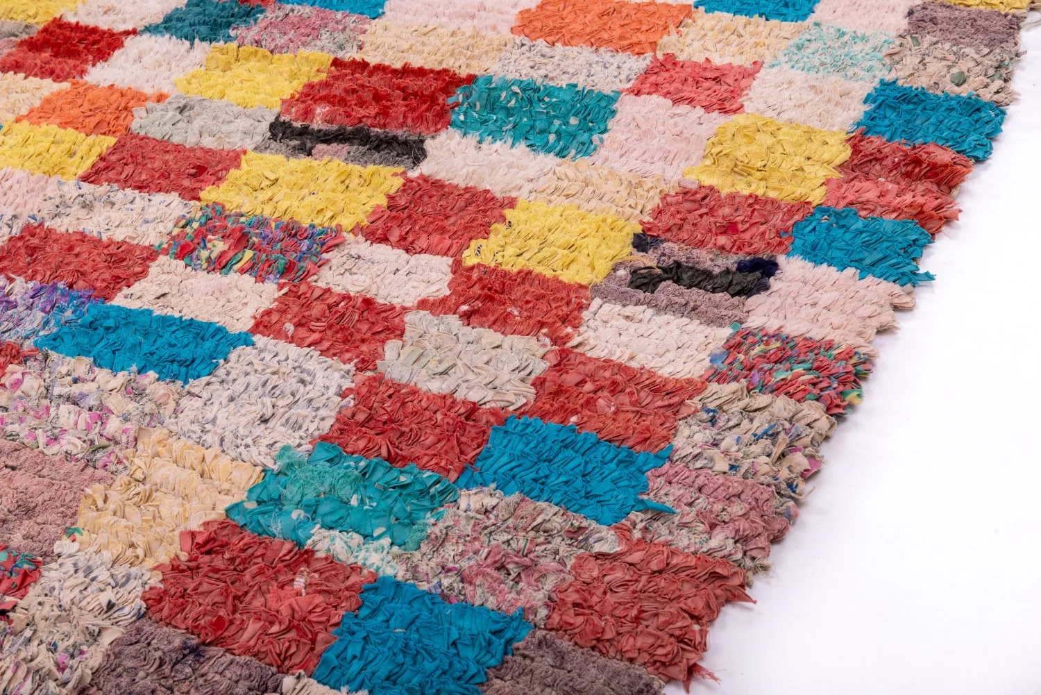 Marokkolainen Kilim matto Boucherouite 170 x 120 cm