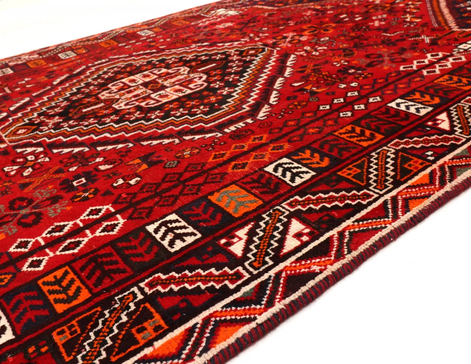 Itämainen matto Hamedan 269 x 162 cm