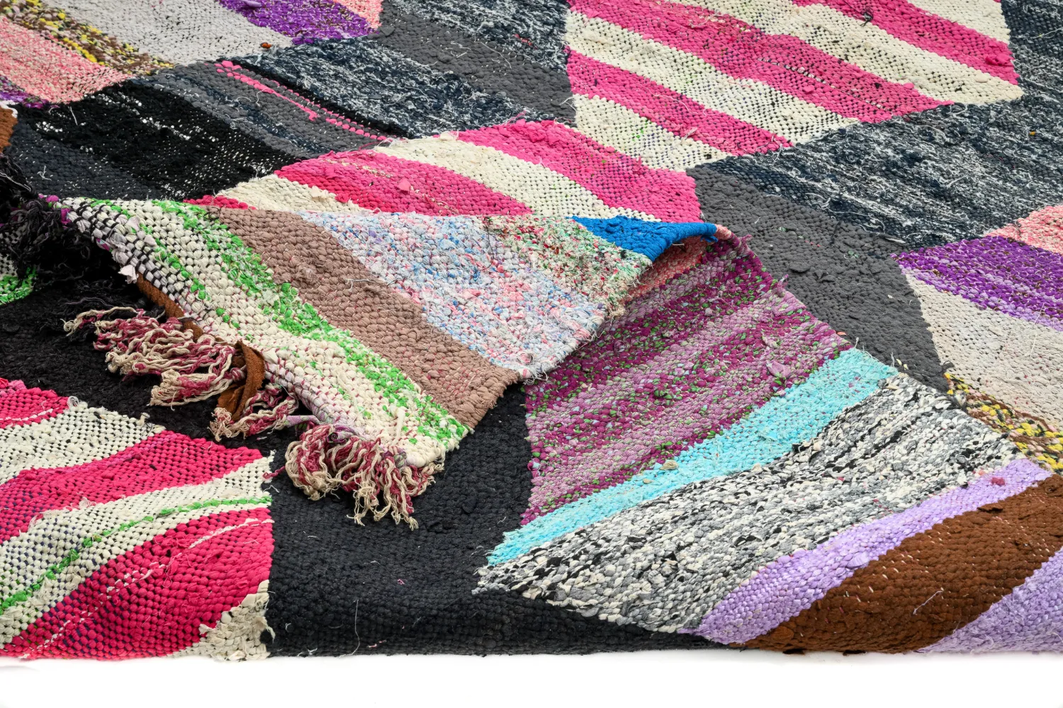 Marokkolainen Kilim matto Boucherouite 130 x 265 cm