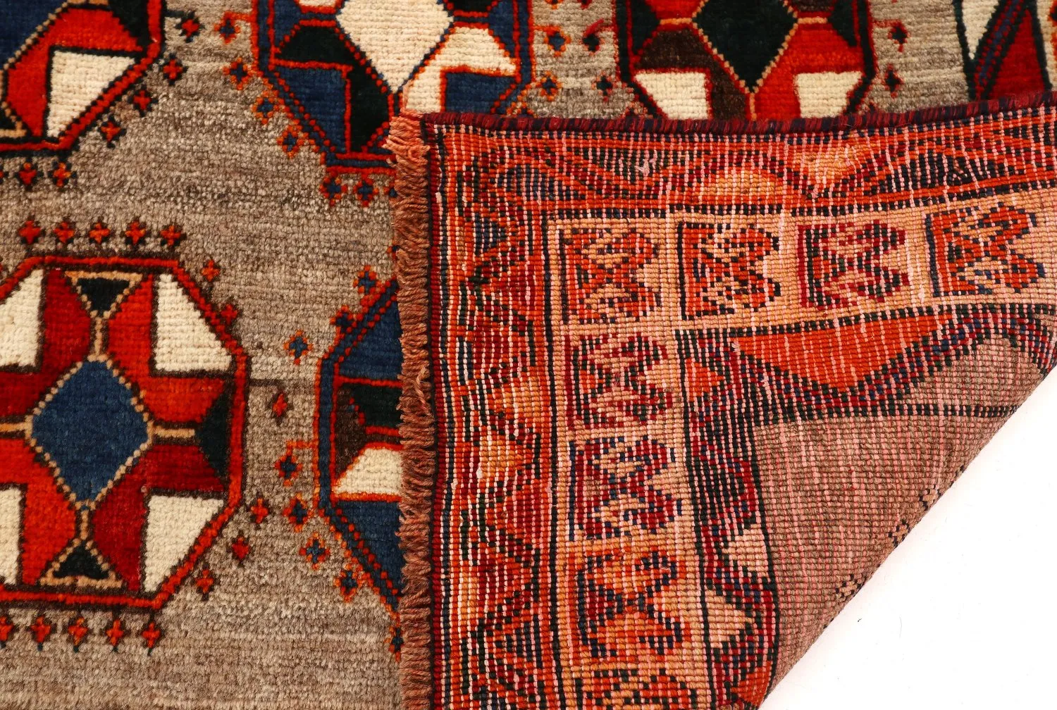 Itämainen matto Hamedan 243 x 150 cm