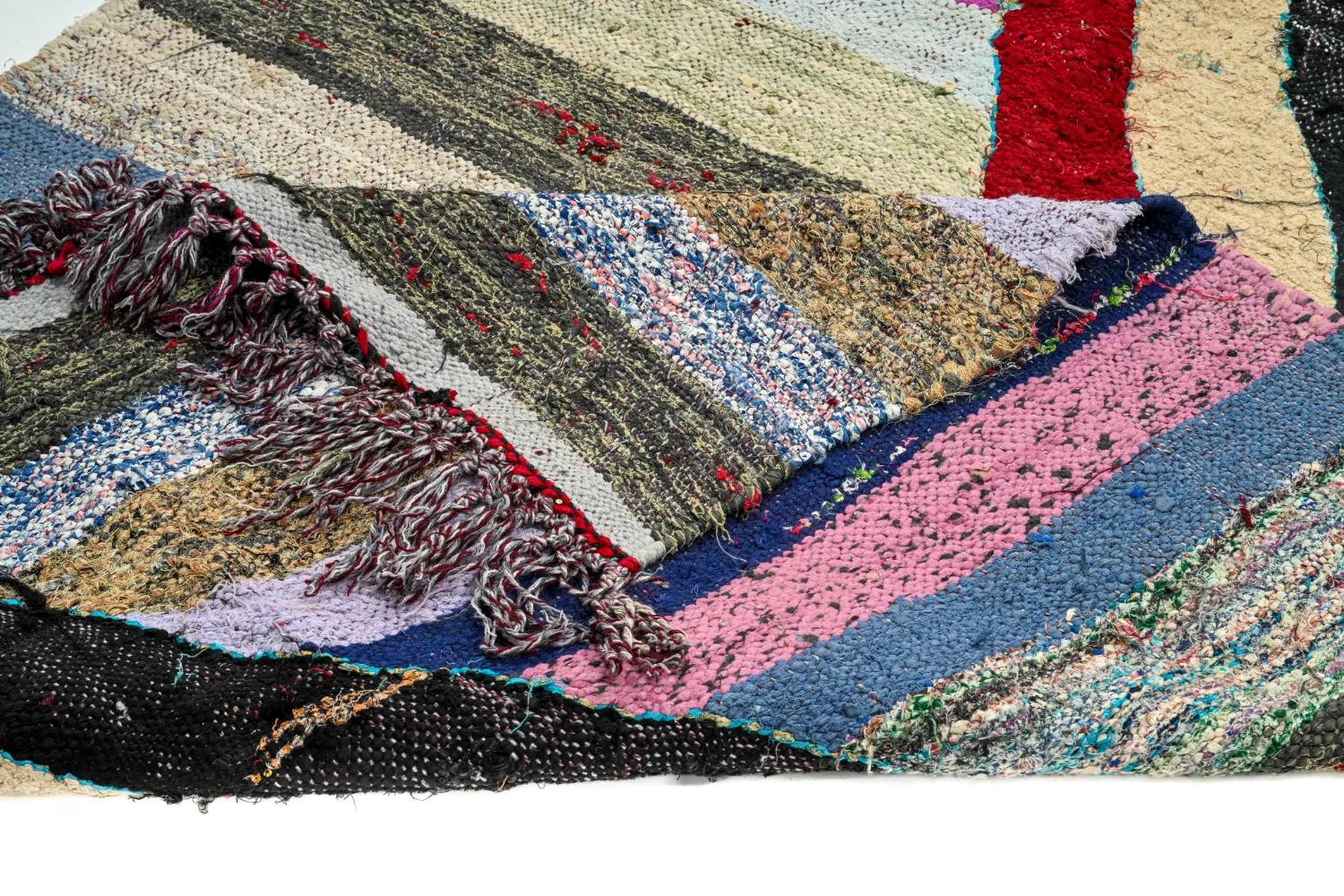 Marokkolainen Kilim matto Boucherouite 130 x 225 cm