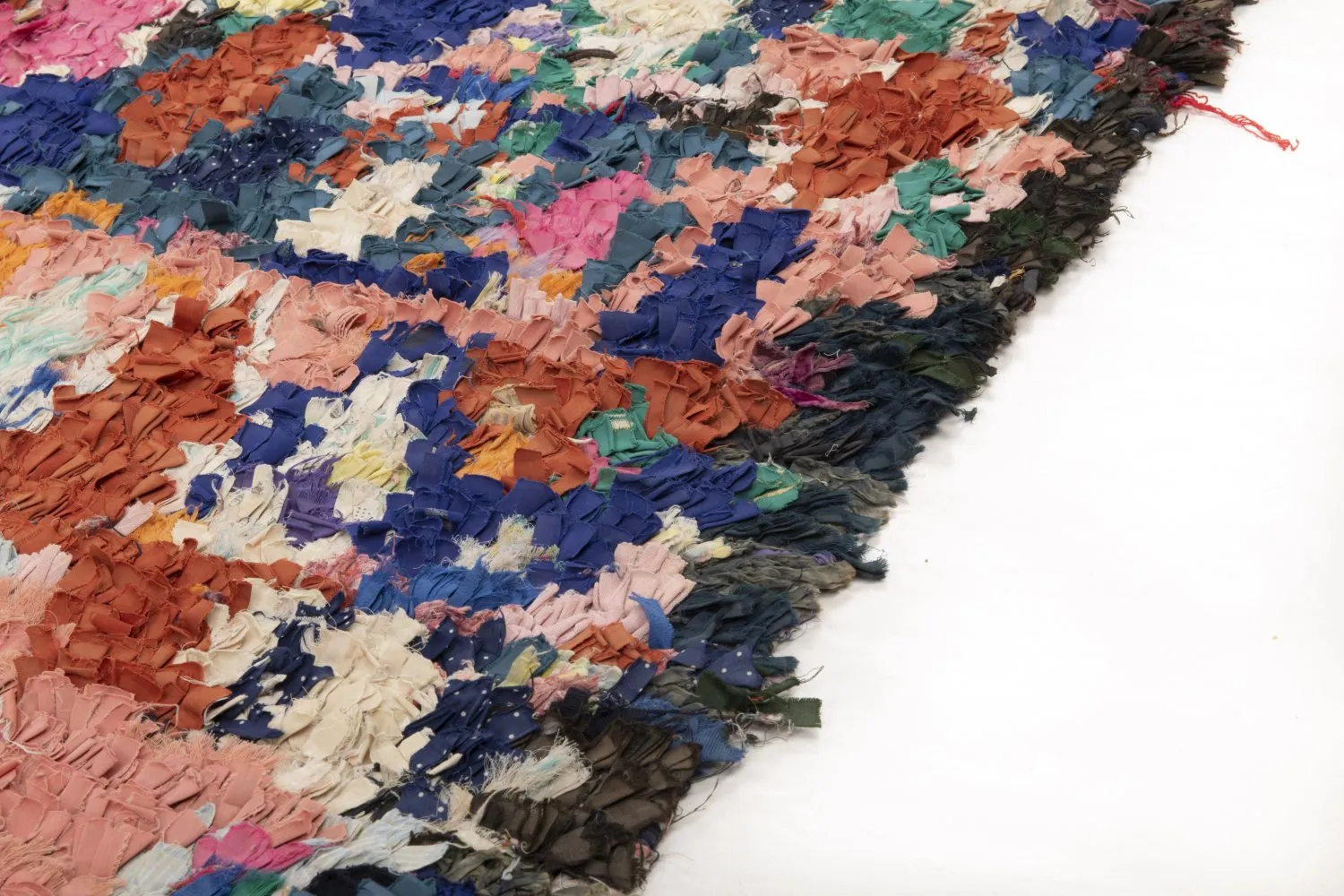 Marokkolainen Kilim matto Boucherouite 220 x 140 cm