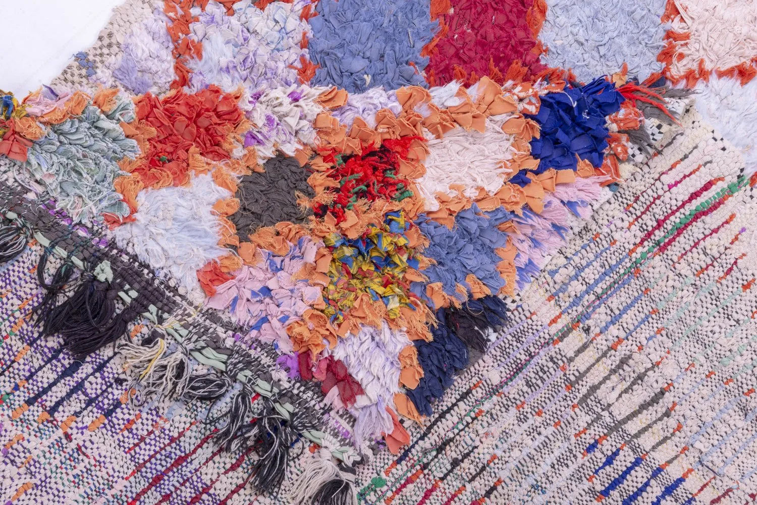 Marokkolainen Kilim matto Boucherouite 245 x 105 cm