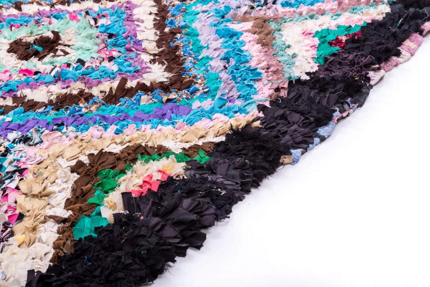 Marokkolainen Kilim matto Boucherouite 195 x 120 cm