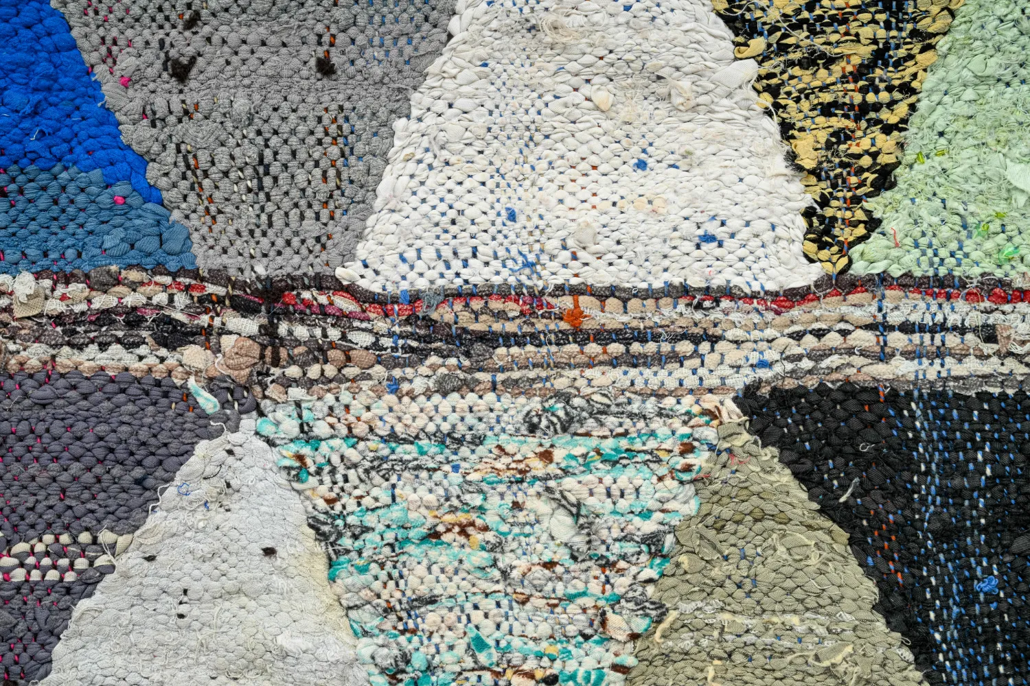 Marokkolainen Kilim matto Boucherouite 125 x 230 cm