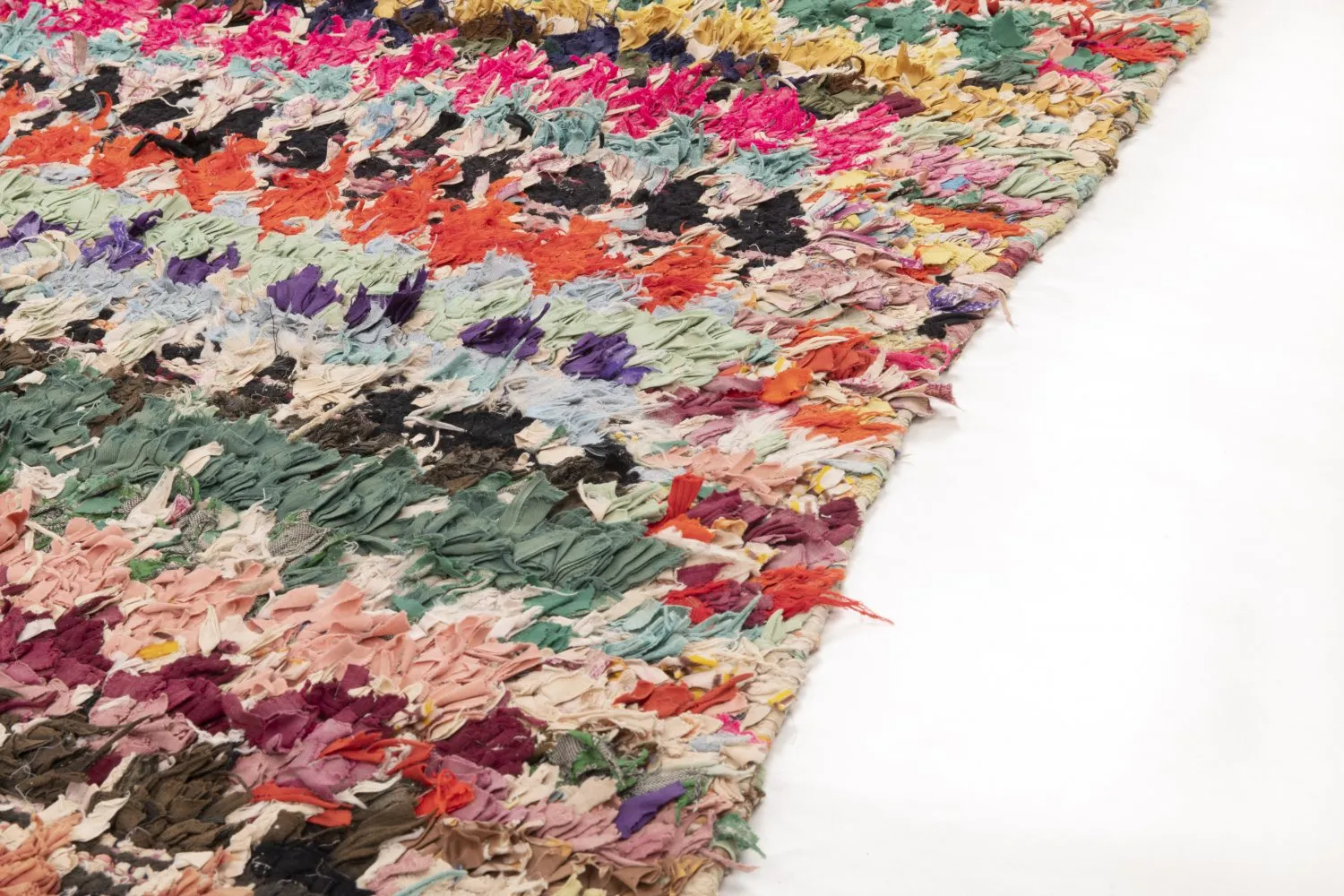 Marokkolainen Kilim matto Boucherouite 255 x 145 cm