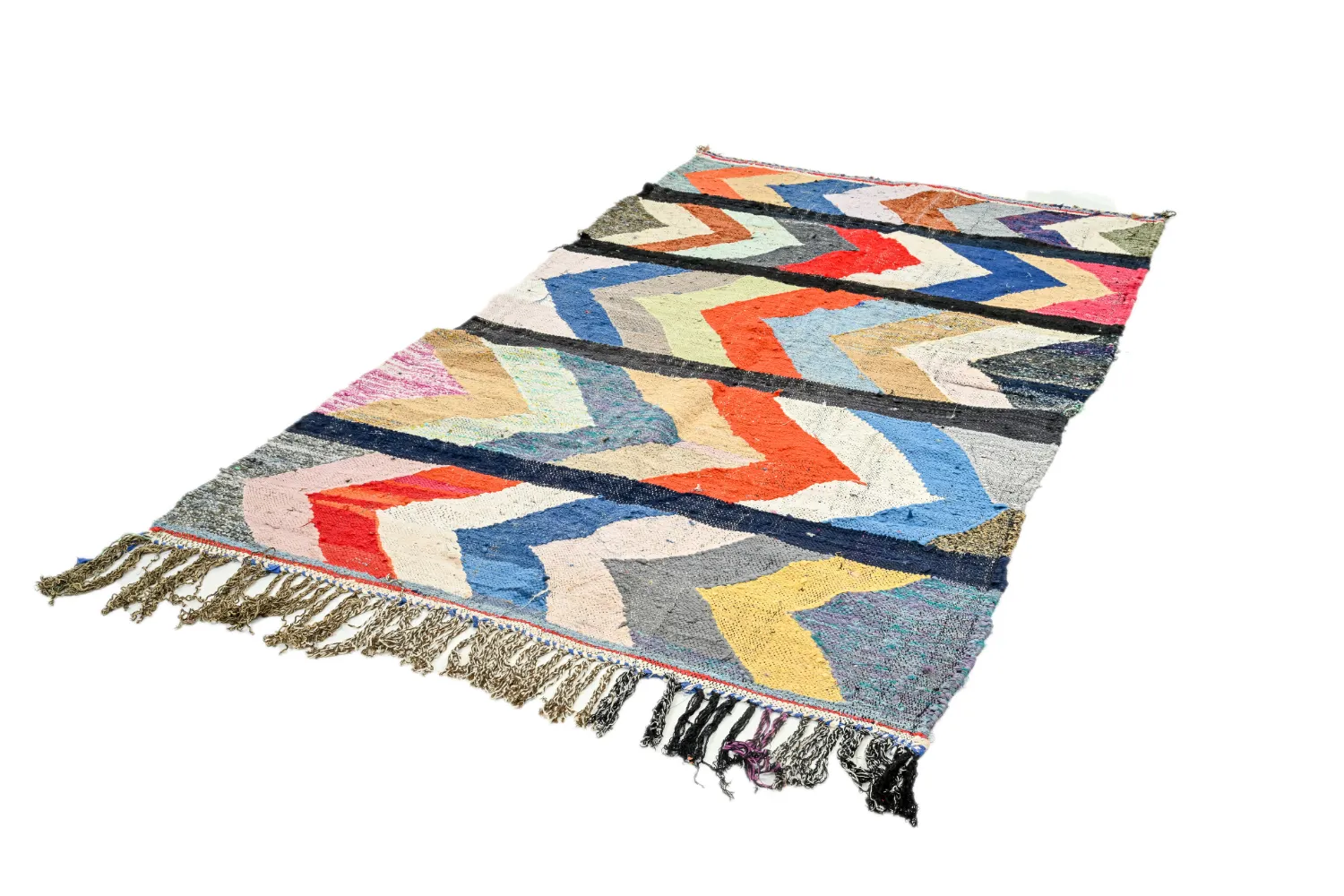 Marokkolainen Kilim matto Boucherouite 135 x 250 cm