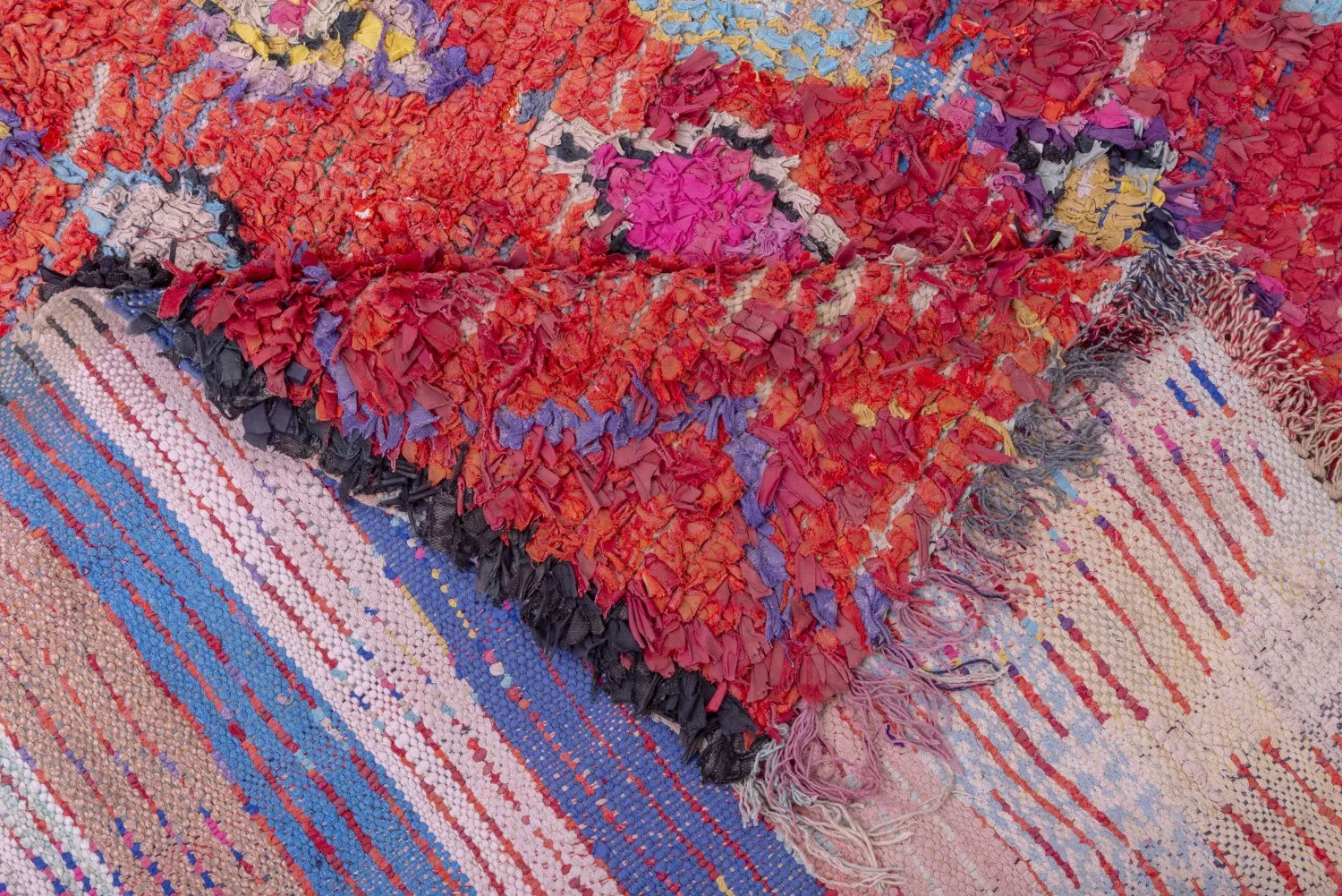 Marokkolainen Kilim matto Boucherouite 215 x 155 cm