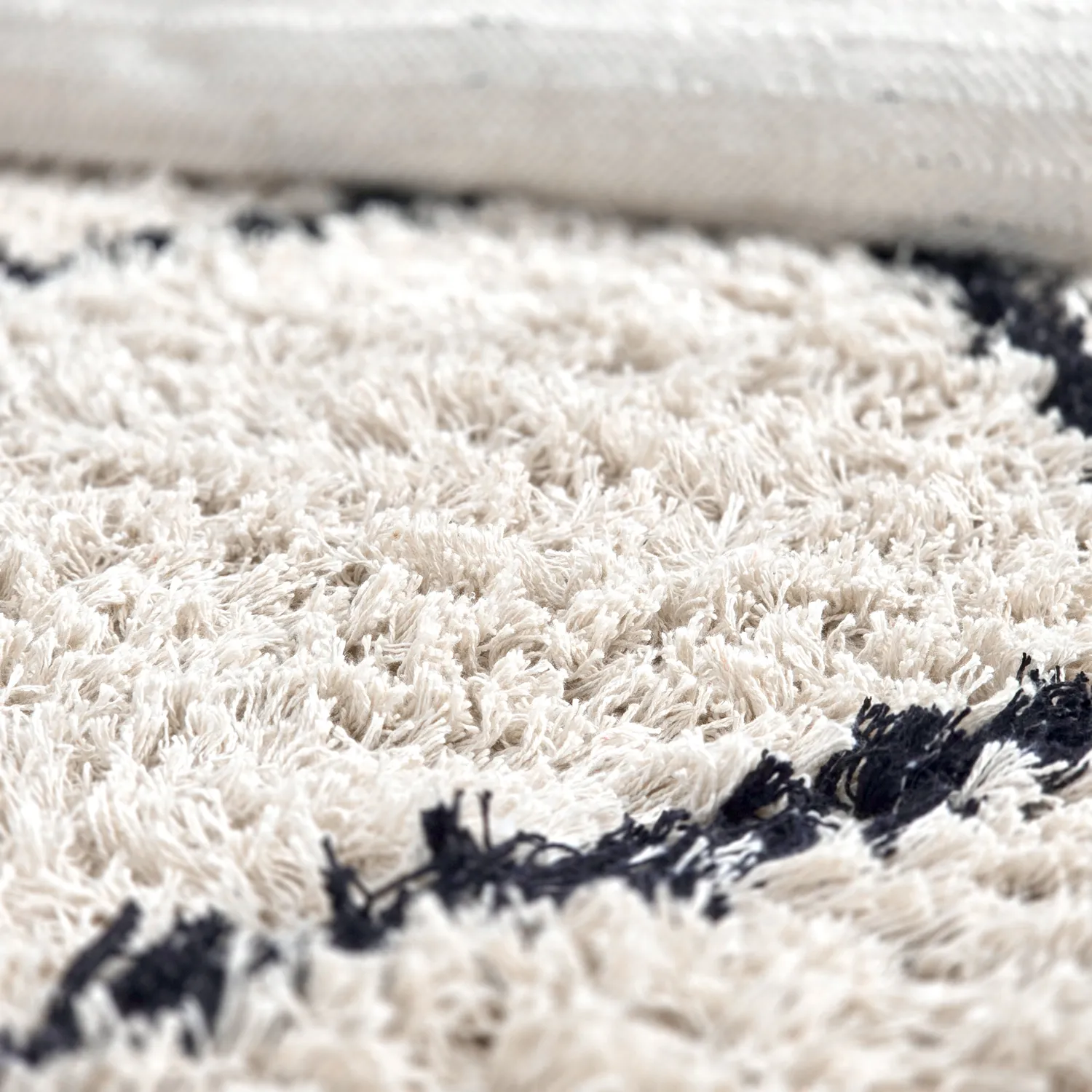 Pyöreät matot - Alcott Natural Cotton Shaggy (musta/valkoinen)