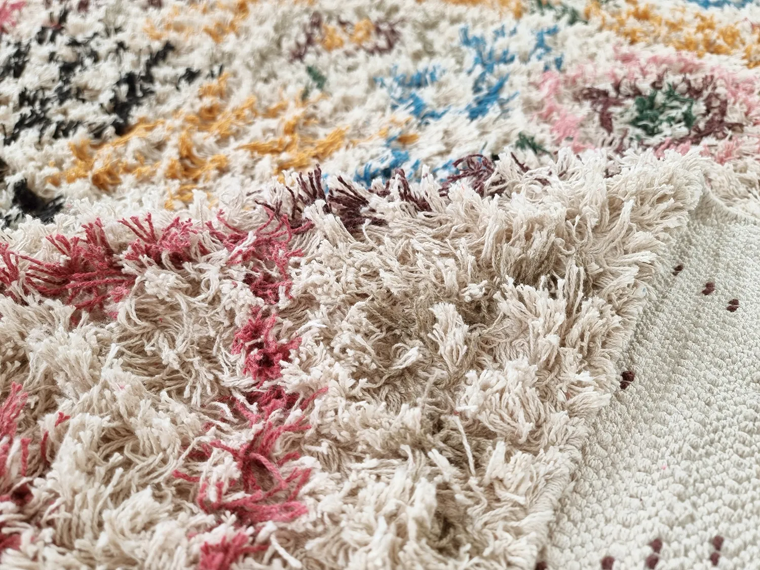 Ryijymatot - Maloney Natural Cotton Shaggy (multi)