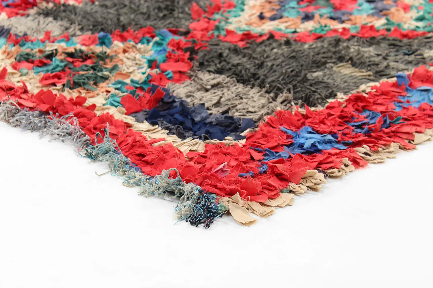 Marokkolainen Kilim matto Boucherouite 245 x 110 cm