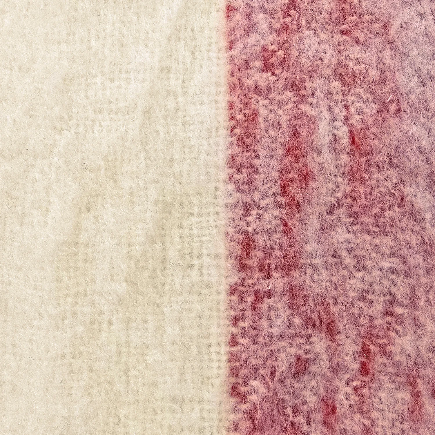Viltit - Villasekoiteplaid - Beatriz Stripe (punainen/valkoinen)