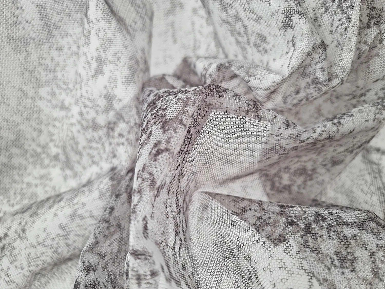 Verho 140 x 260 cm