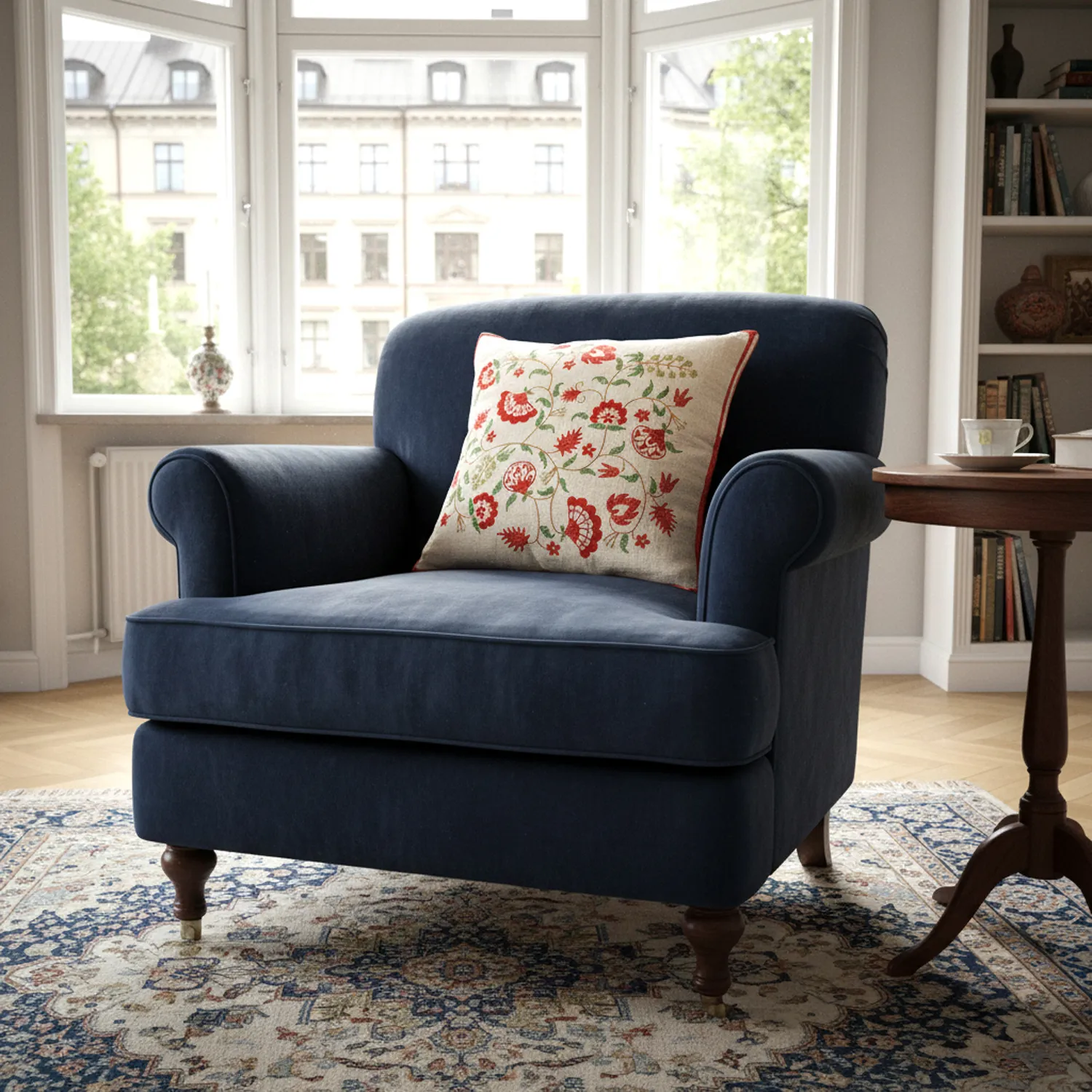 Tyynyliina - Kalmar Embroidered Cushion Cover (multi)