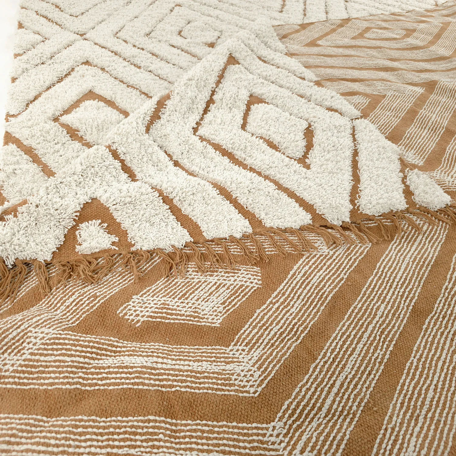 Ryijymatot - Holwell Natural Cotton Shaggy (luonnonvalkoinen/ruskea)