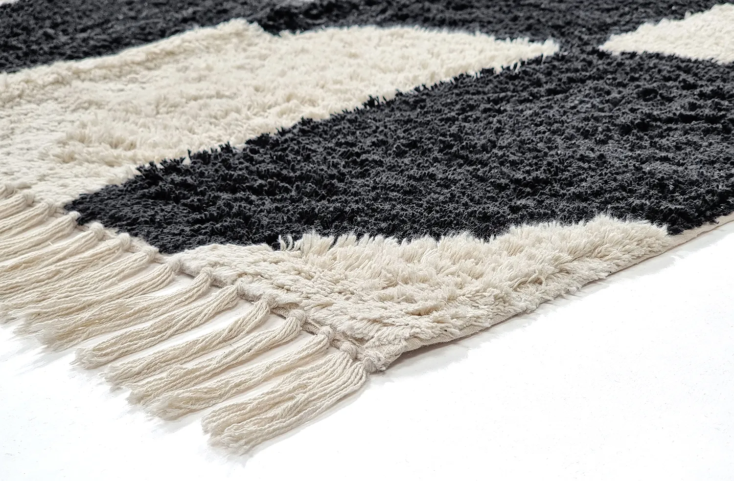 Ryijymatot - Siberia Natural Cotton Shaggy (offwhite/musta)