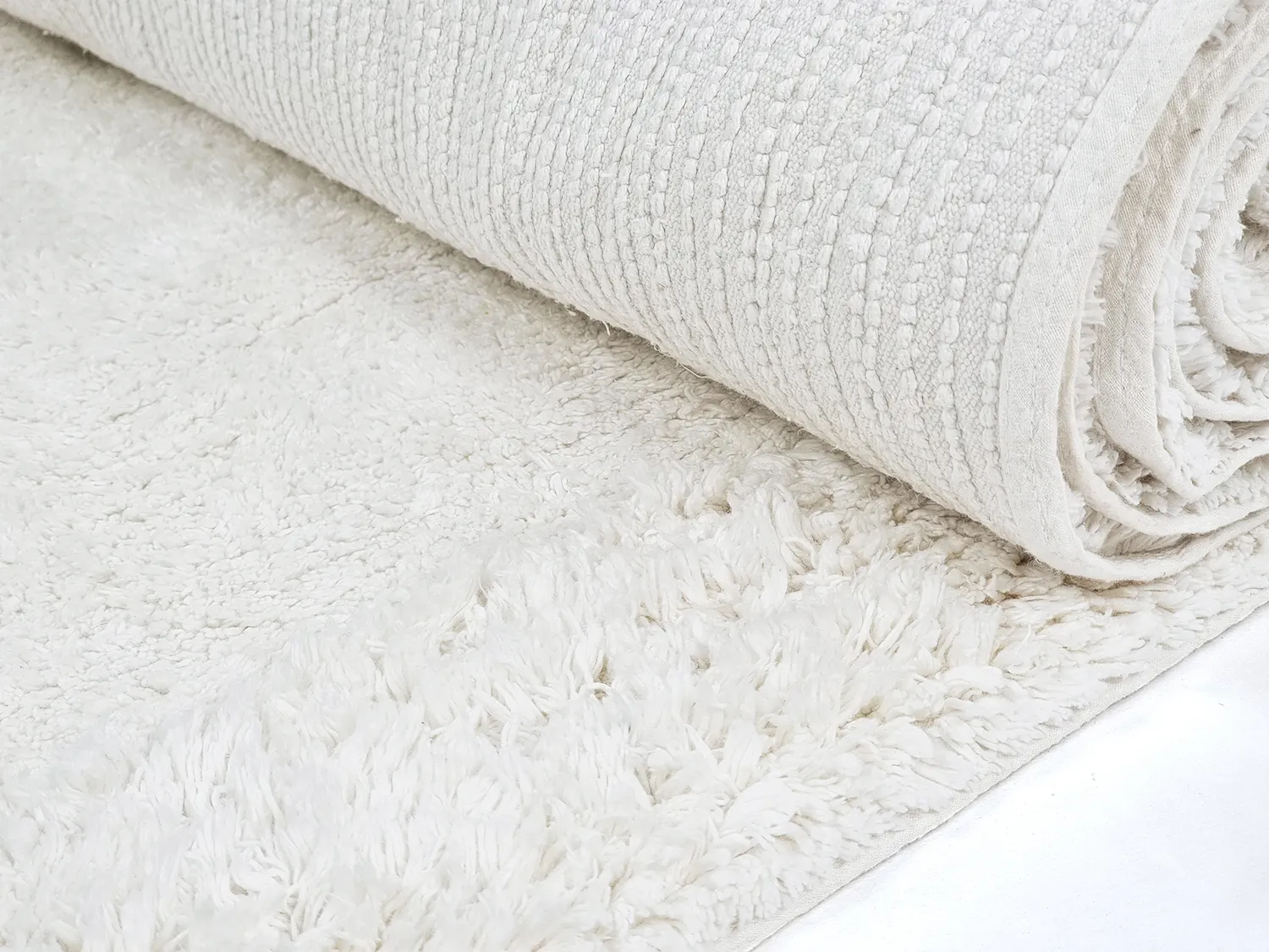 Ryijymatot - Ebba Natural Cotton Shaggy (offwhite)