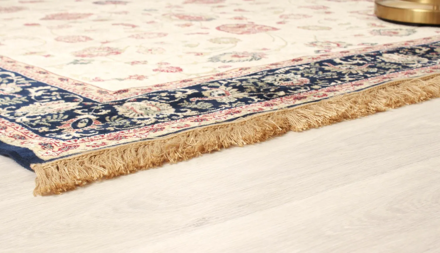 Wilton-matto - Angelica (beige/laivastonsininen)