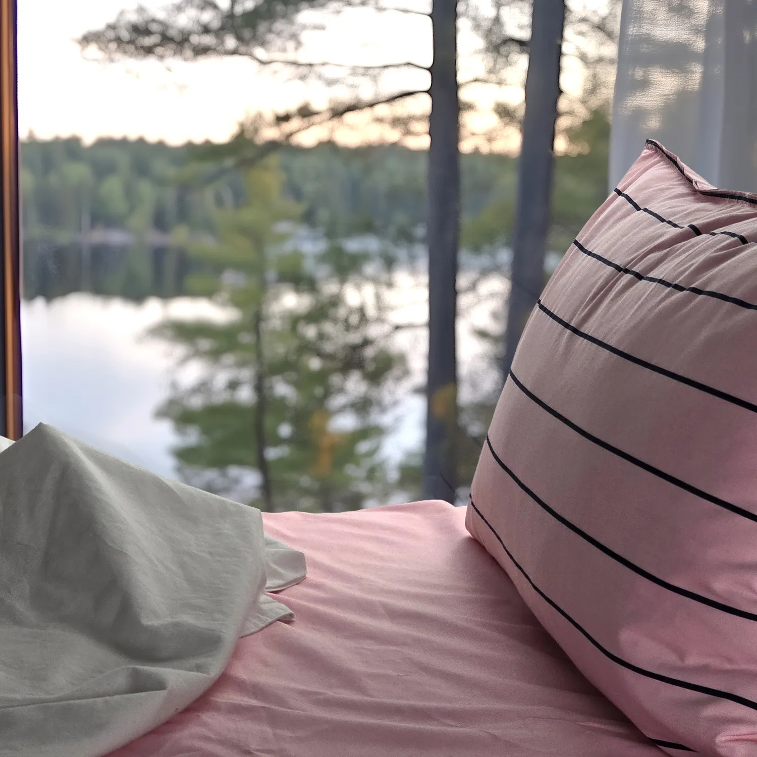 Tyynyliina - Ariadne (vaaleanpunainen)