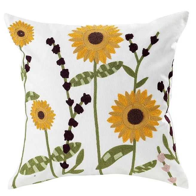 Tyynyliina - Farmhouse Flowers 45 x 45 cm (multi)