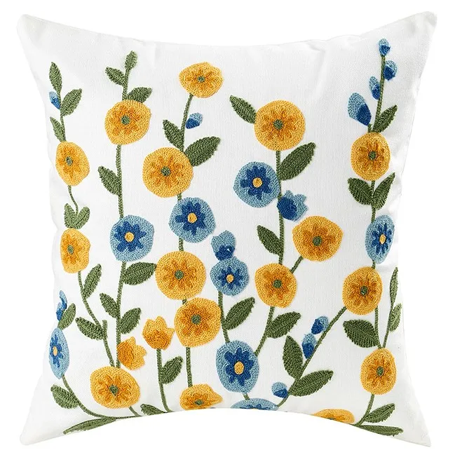 Tyynyliina - Farmhouse Flowers 45 x 45 cm (multi)
