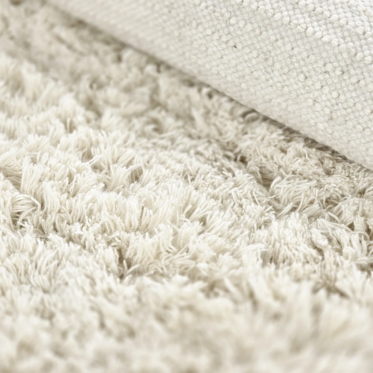 Ryijymatot - Fassale Hand Woven Wool Shaggy (valkoinen)