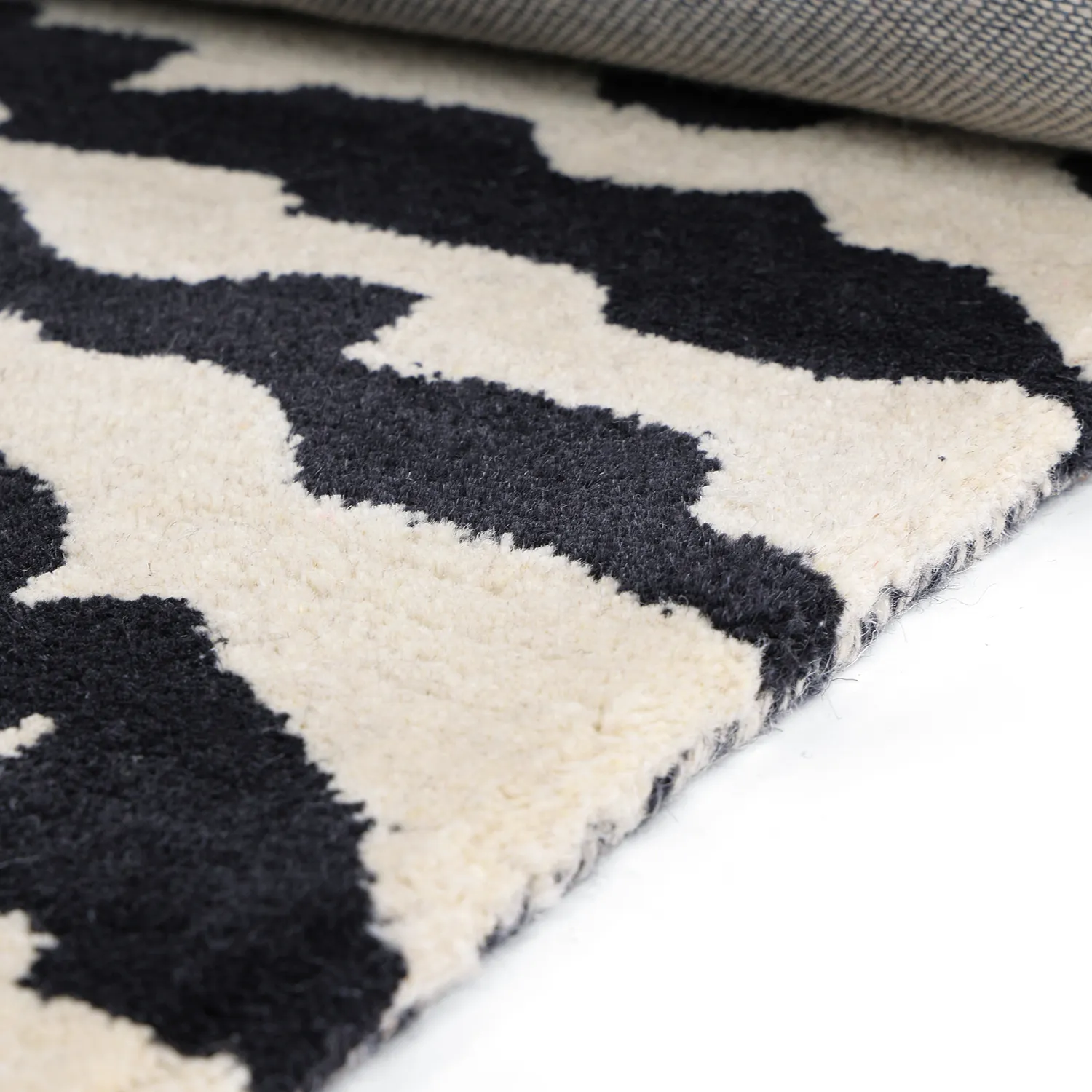 Ryijymatot - Zebra Tufted Wool Premium (valkoinen/musta)