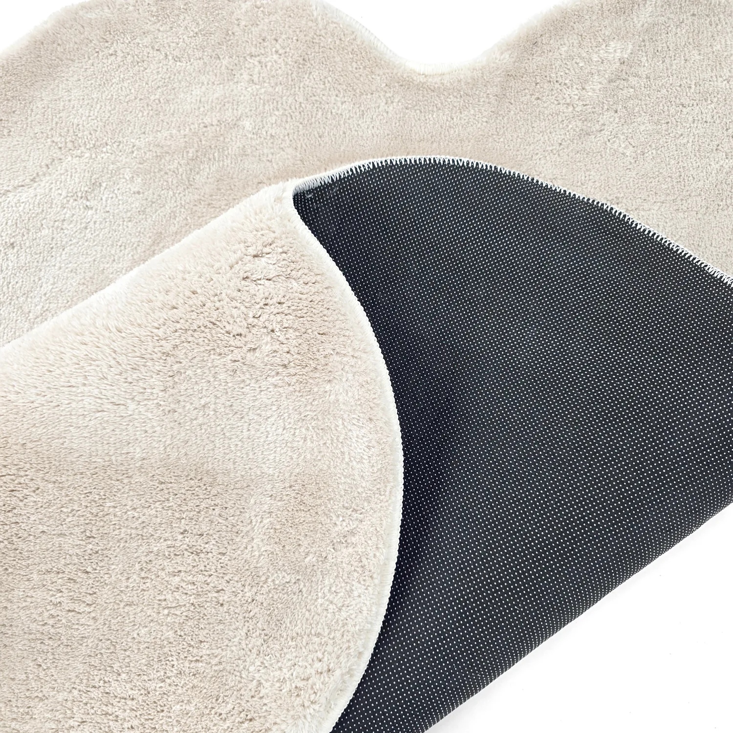 Aaltoileva nukkamatto - Aranga Super Soft Fur (beige)