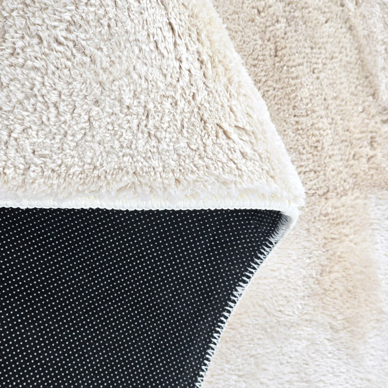 Soikea nukkamatto - Aranga Super Soft Fur (beige)