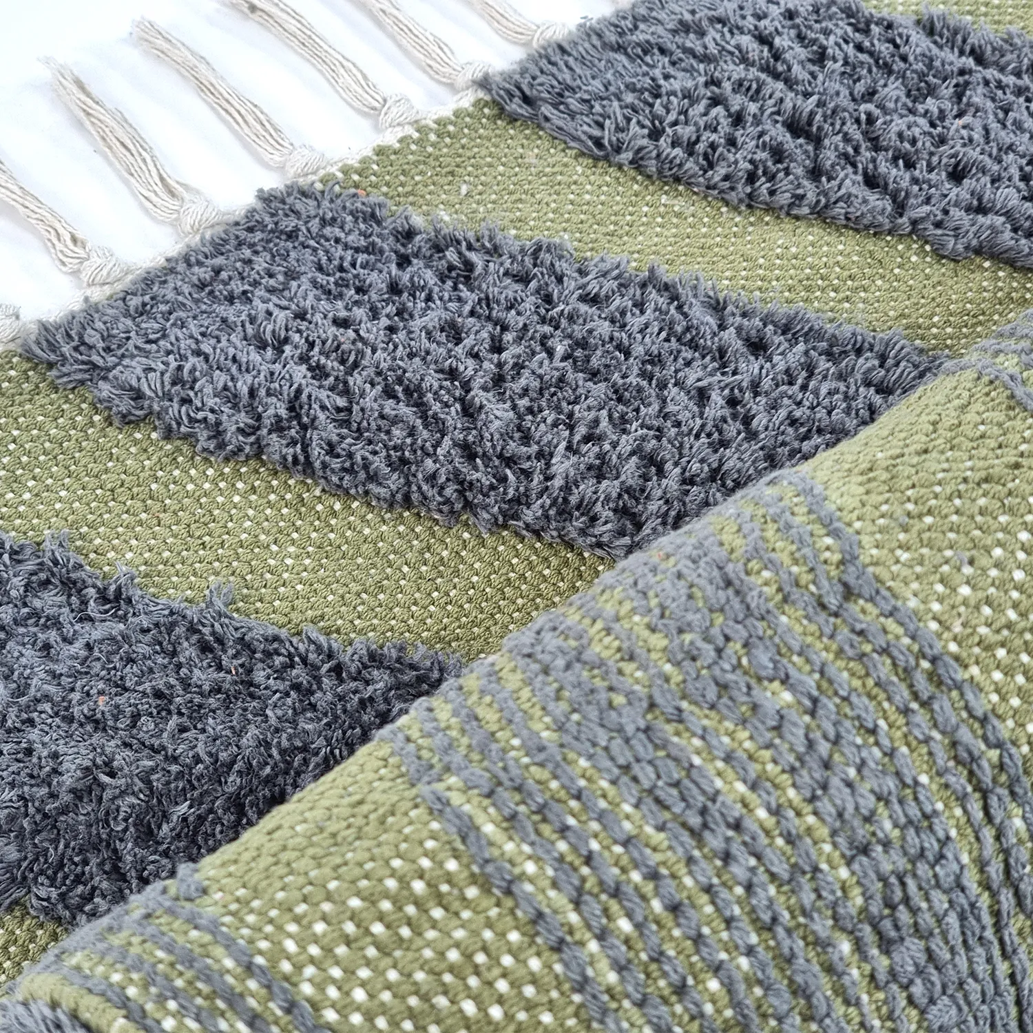 Ryijymatot - Callista Natural Cotton Shaggy (musta/vihreä)