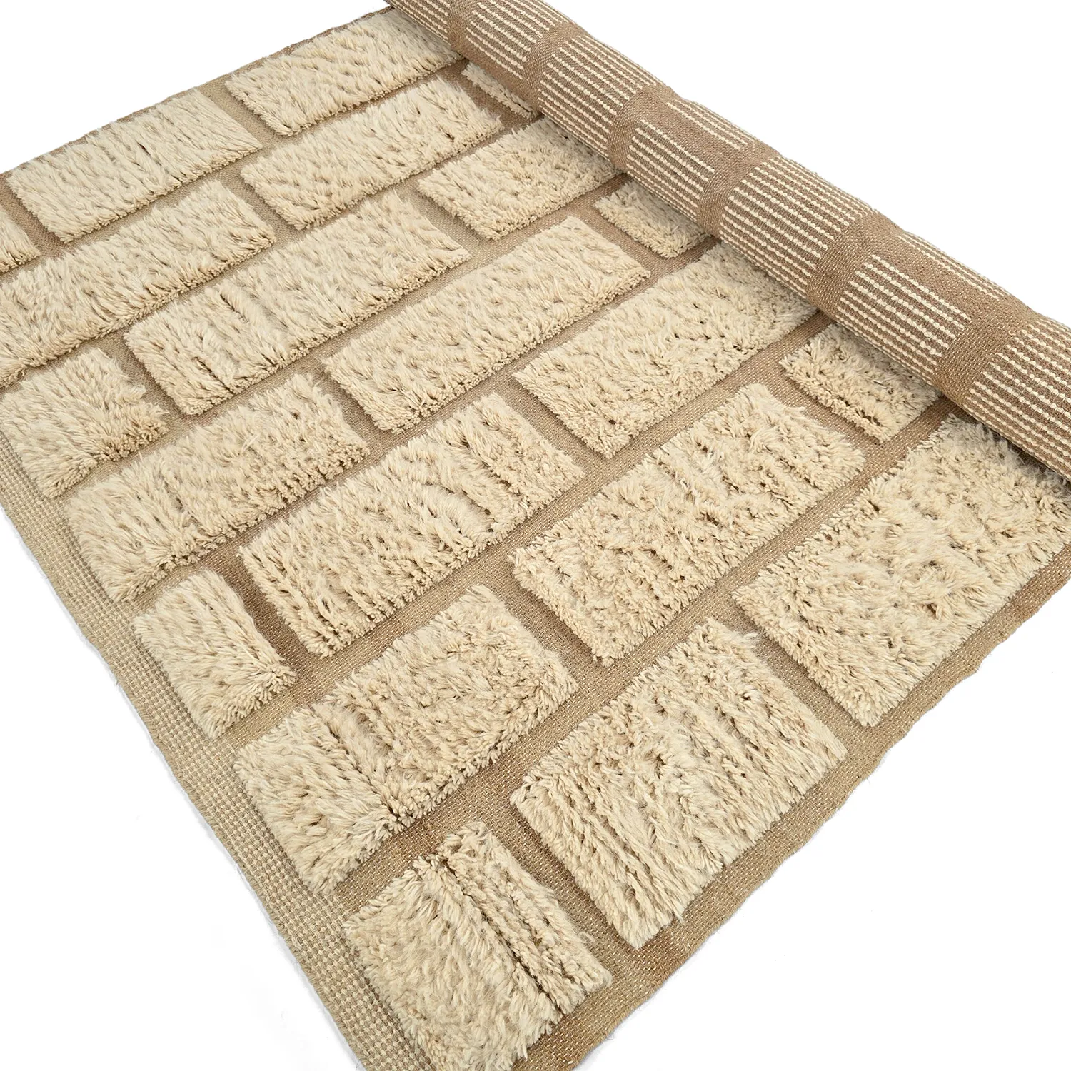 Ryijymatot - Leknes Hand Woven Wool Shaggy (kerma)