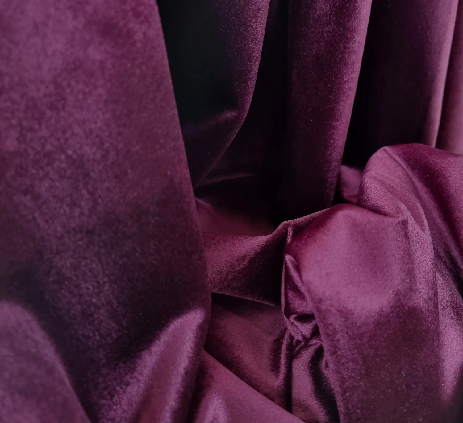 Verhot - Samettiverhot Marlyn (tumma violetti)