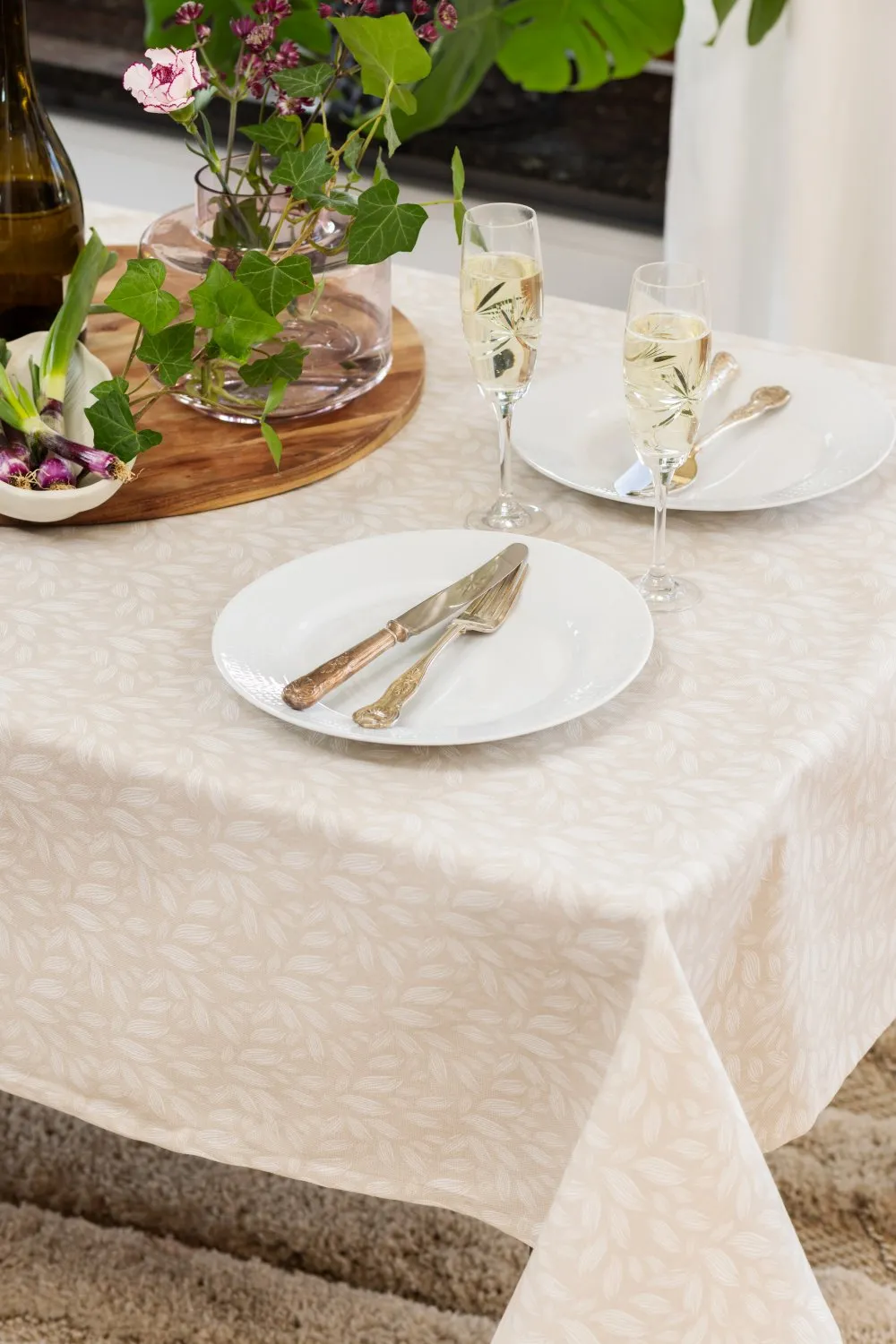 Pöytäliina puuvillaa Satu (beige)