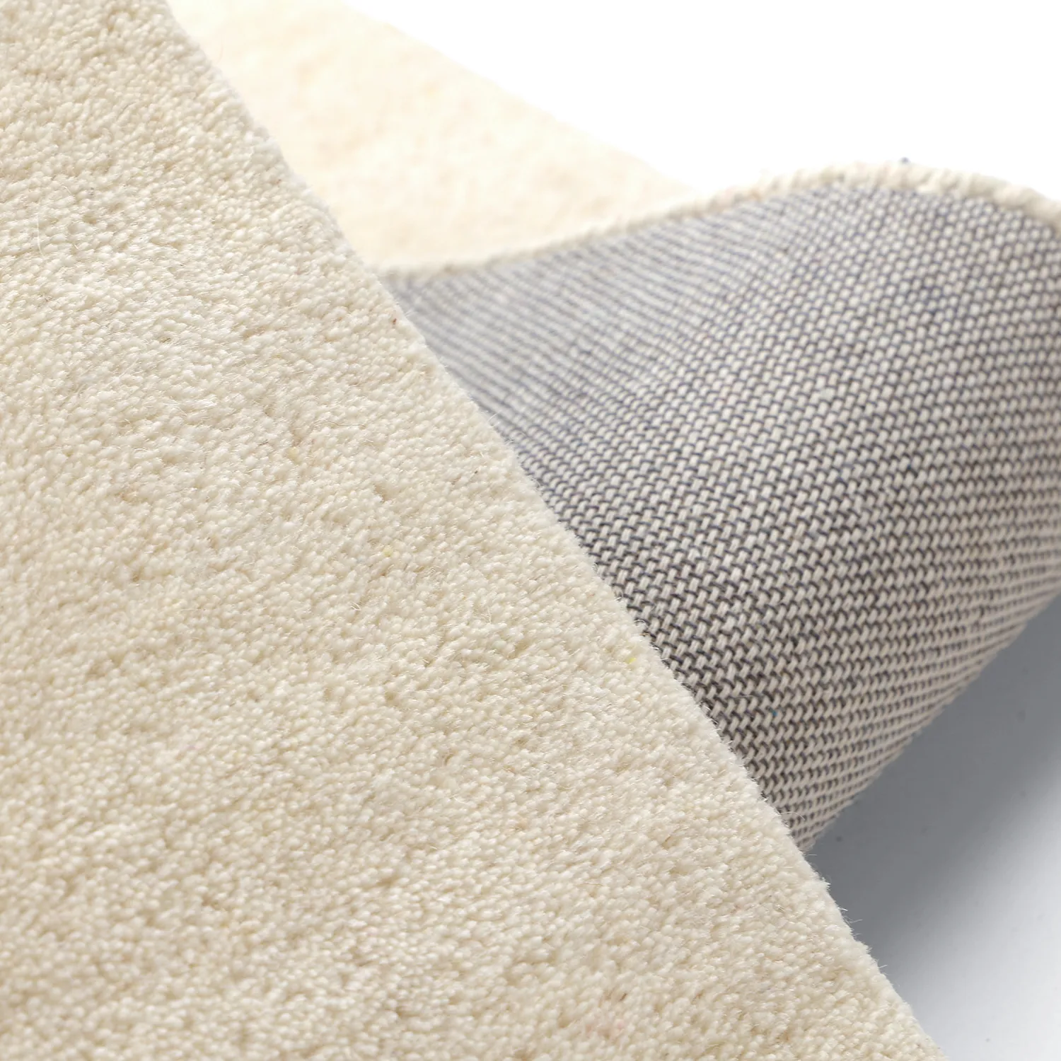 Villamatto - Gaya Hand Tufted Wool Premium (kermanvalkoinen)