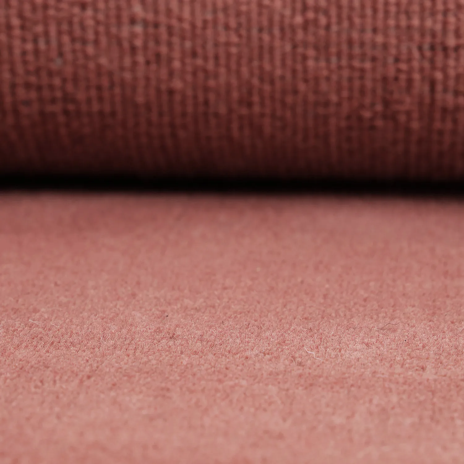 Villamatto - Rozel Handloom Wool Premium (himmeänpunainen)