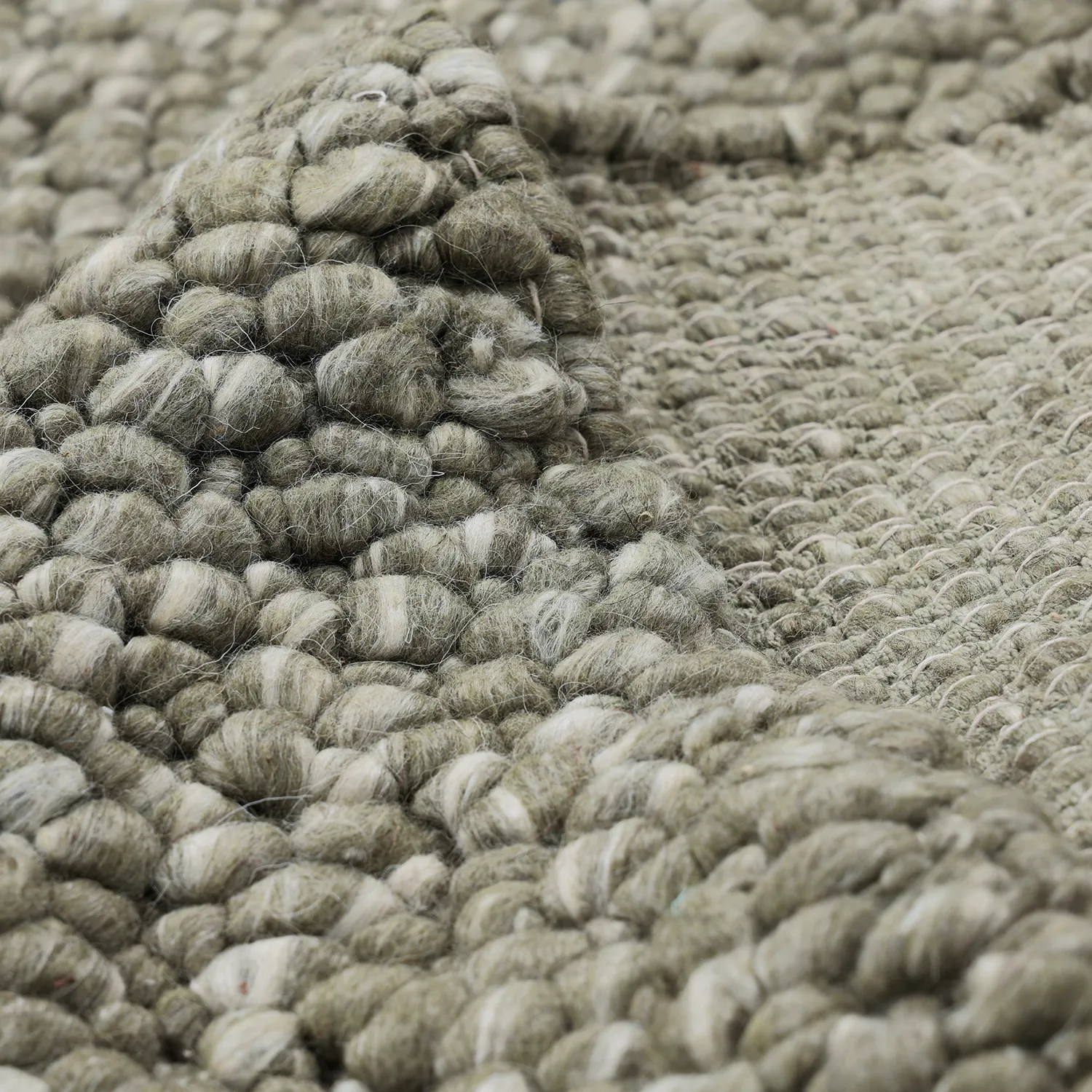 Villamatto - Sala Irregular Wool Bubble (sammaleenvihreä/valkoinen meleerattu)