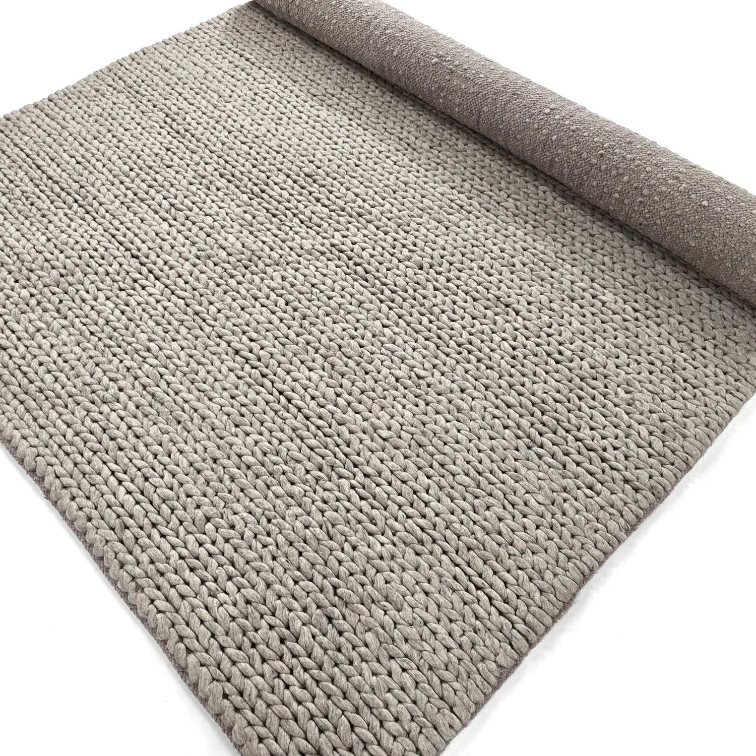 Villamatto - Talvia Braided Wool (harmaa)