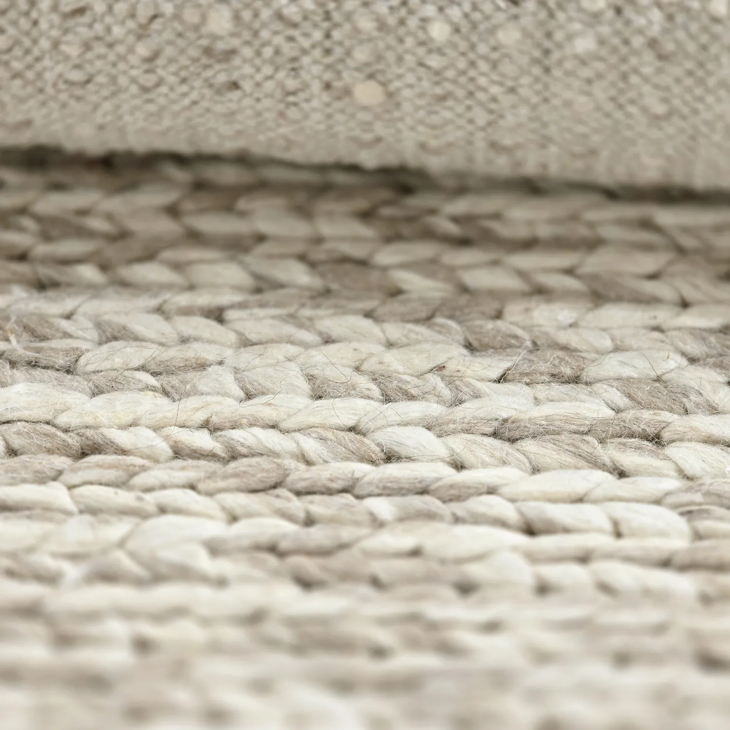 Villamatto - Talvia Braided Wool (luonto)