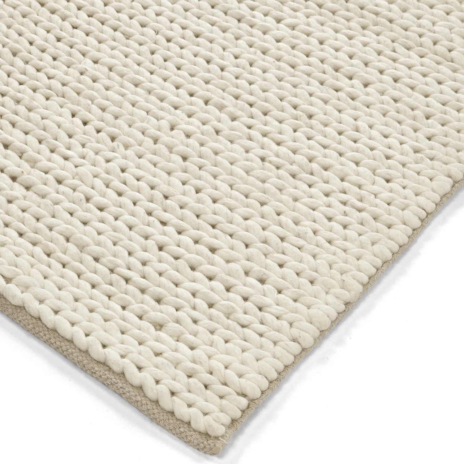 Villamatto - Talvia Braided Wool (luonnonvalkoinen)