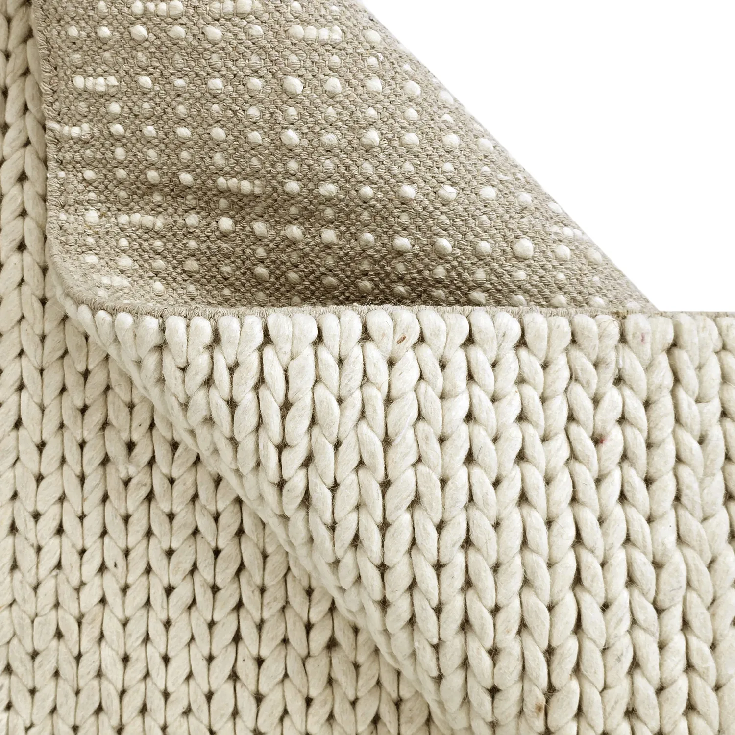 Villamatto - Talvia Braided Wool (luonnonvalkoinen)