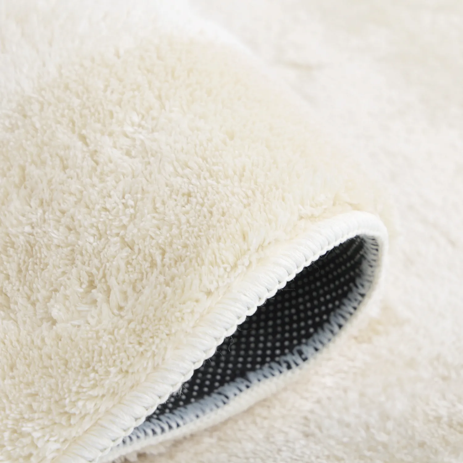 Aaltokuvioinen Käytävämatto - Aranga Super Soft Fur (beige)