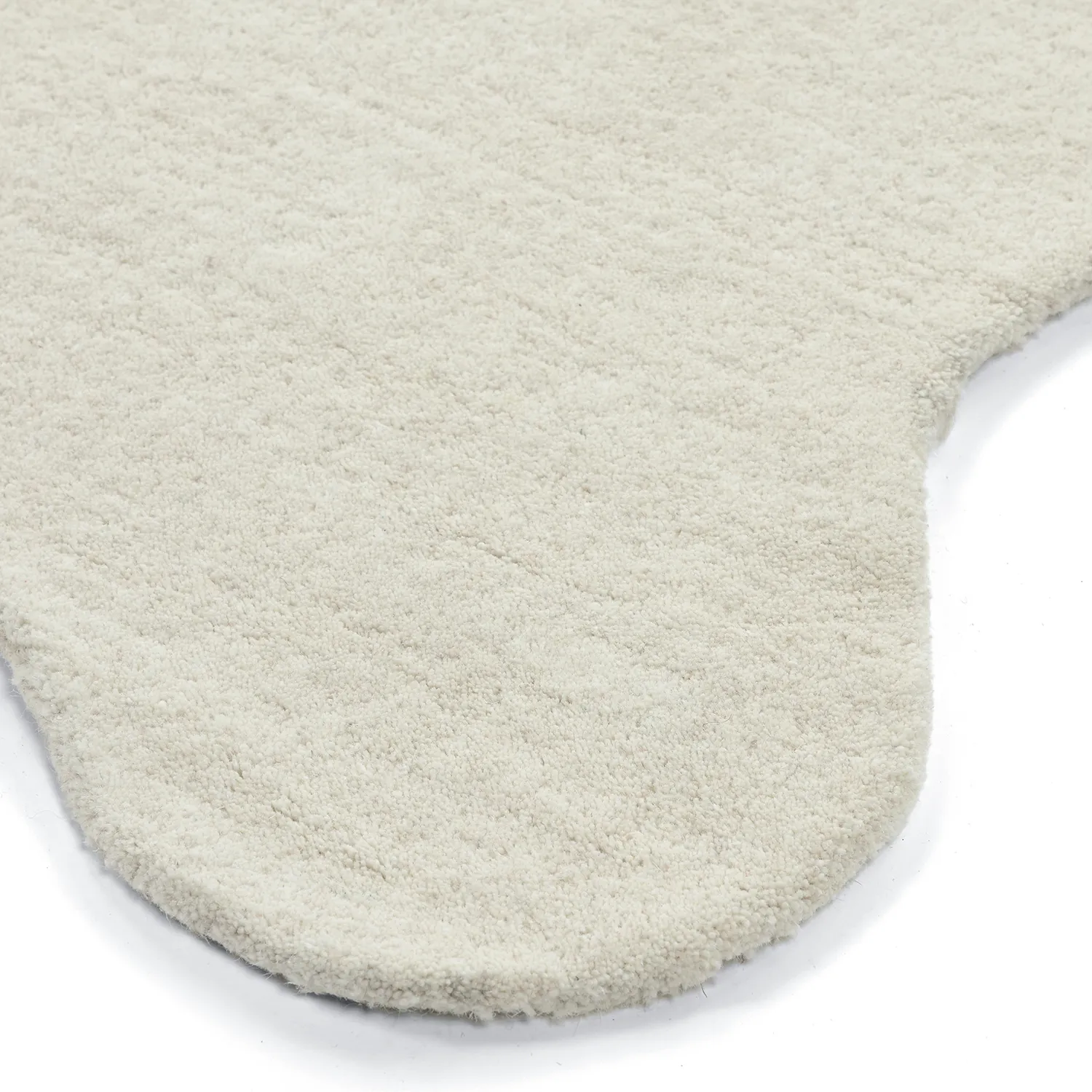Aaltoileva villamatto - Diu Hand Tufted Wool Premium (valkoinen)