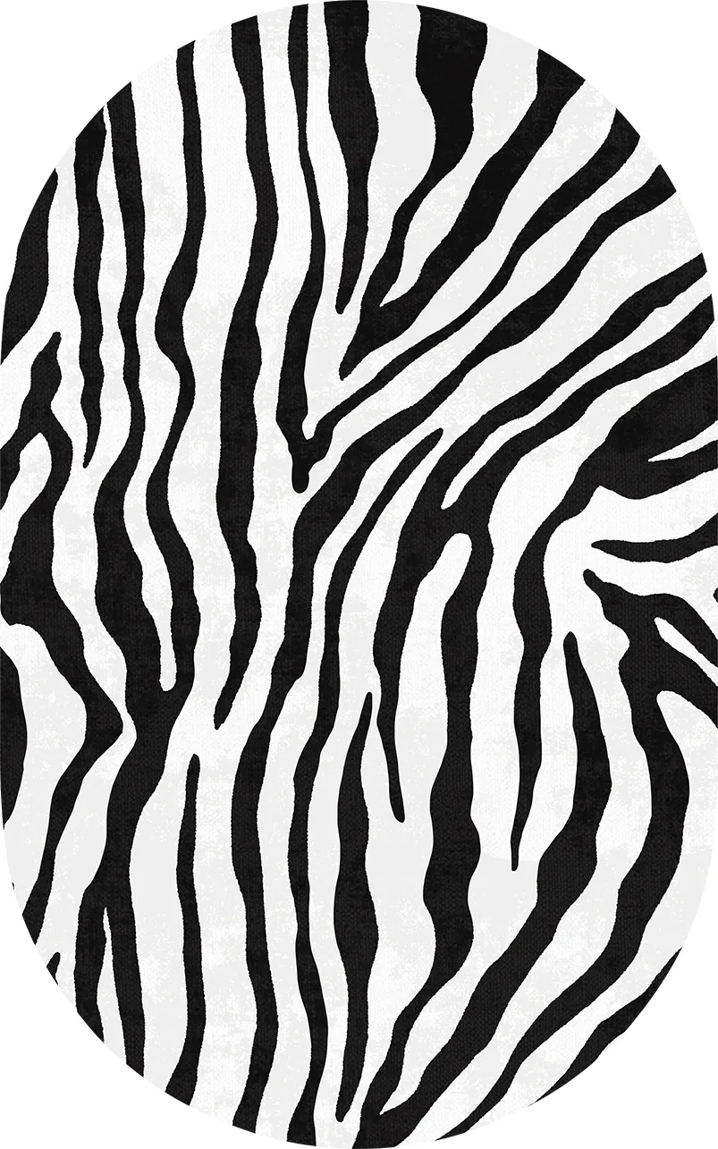 Soikea matto - Zebra (musta/valkoinen)